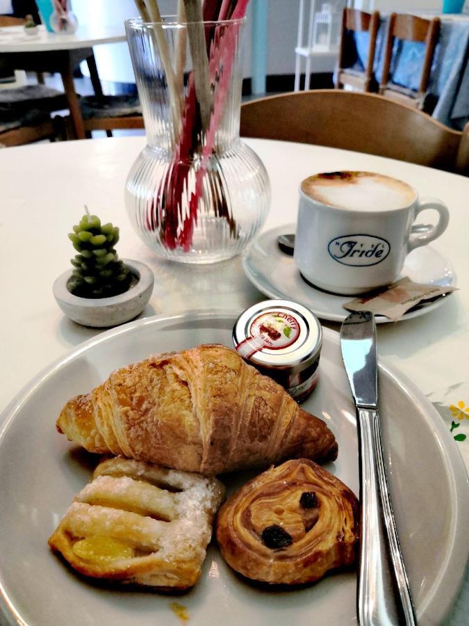 Hotel Iride Suite & Breakfast- Ideale Per Famiglie E Coppie Riccione Exterior photo