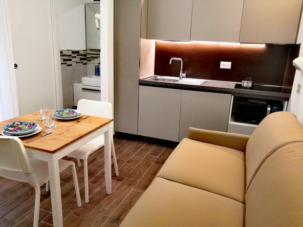 Hotel Iride Suite & Breakfast- Ideale Per Famiglie E Coppie Riccione Exterior photo